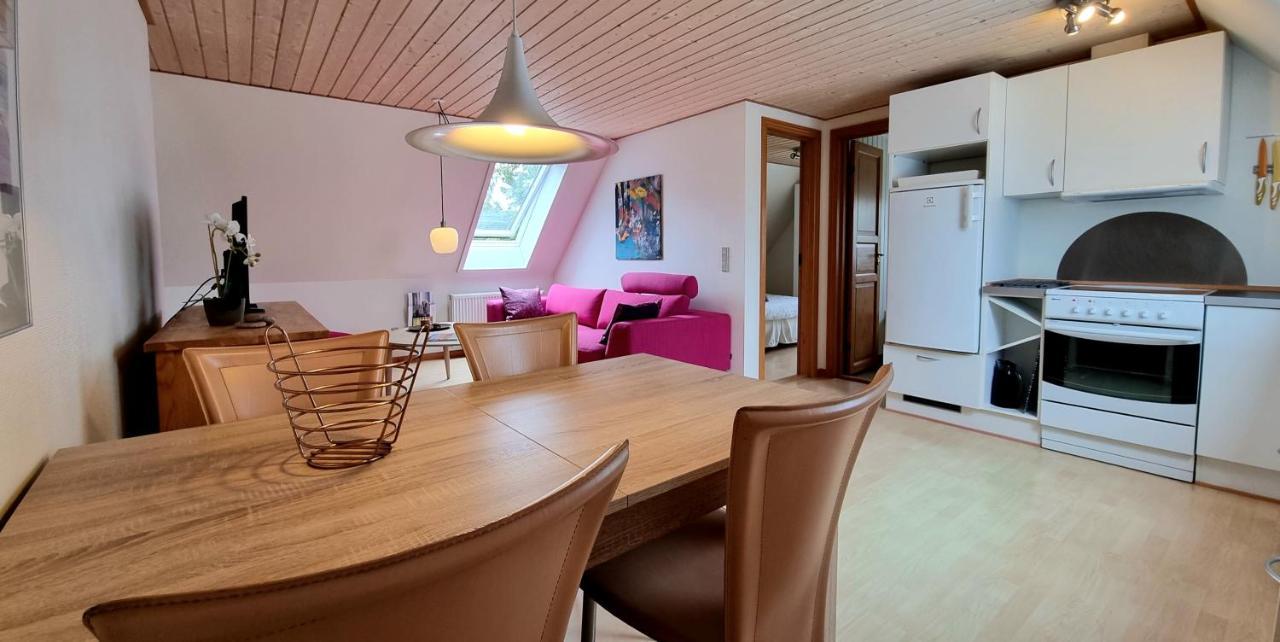 レンネBornholm Majalisアパートメント エクステリア 写真