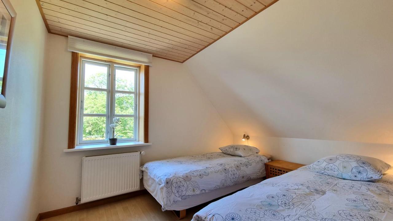 レンネBornholm Majalisアパートメント エクステリア 写真