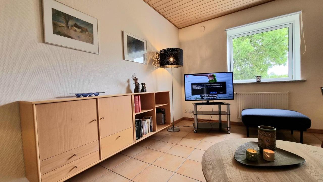 レンネBornholm Majalisアパートメント エクステリア 写真